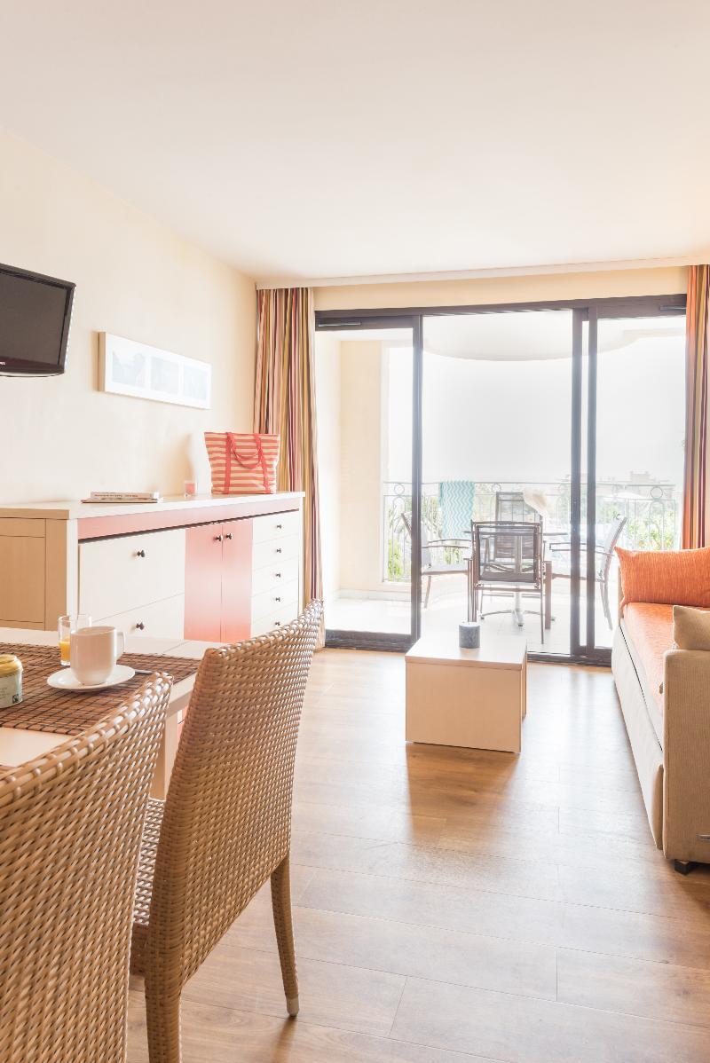 Francia Ii Aparthotel